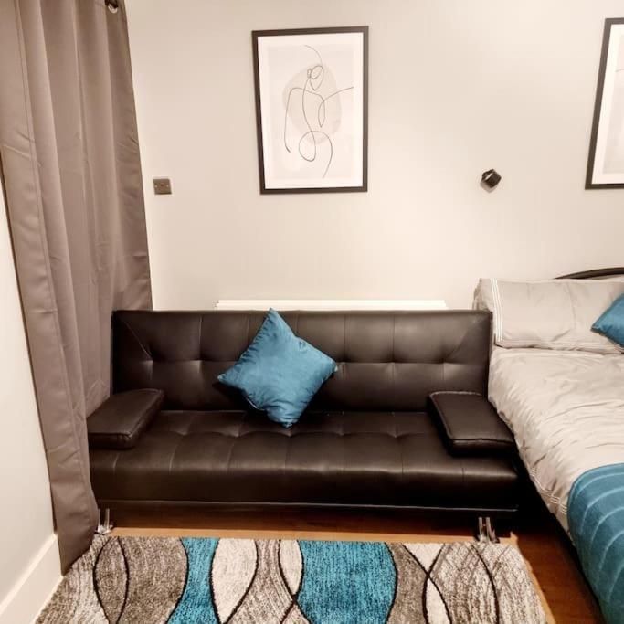 Stylish Apartment, Self Check-In, Ideal 4 Contractors, 25Mins To Gatwick Airport Thornton Heath 外观 照片